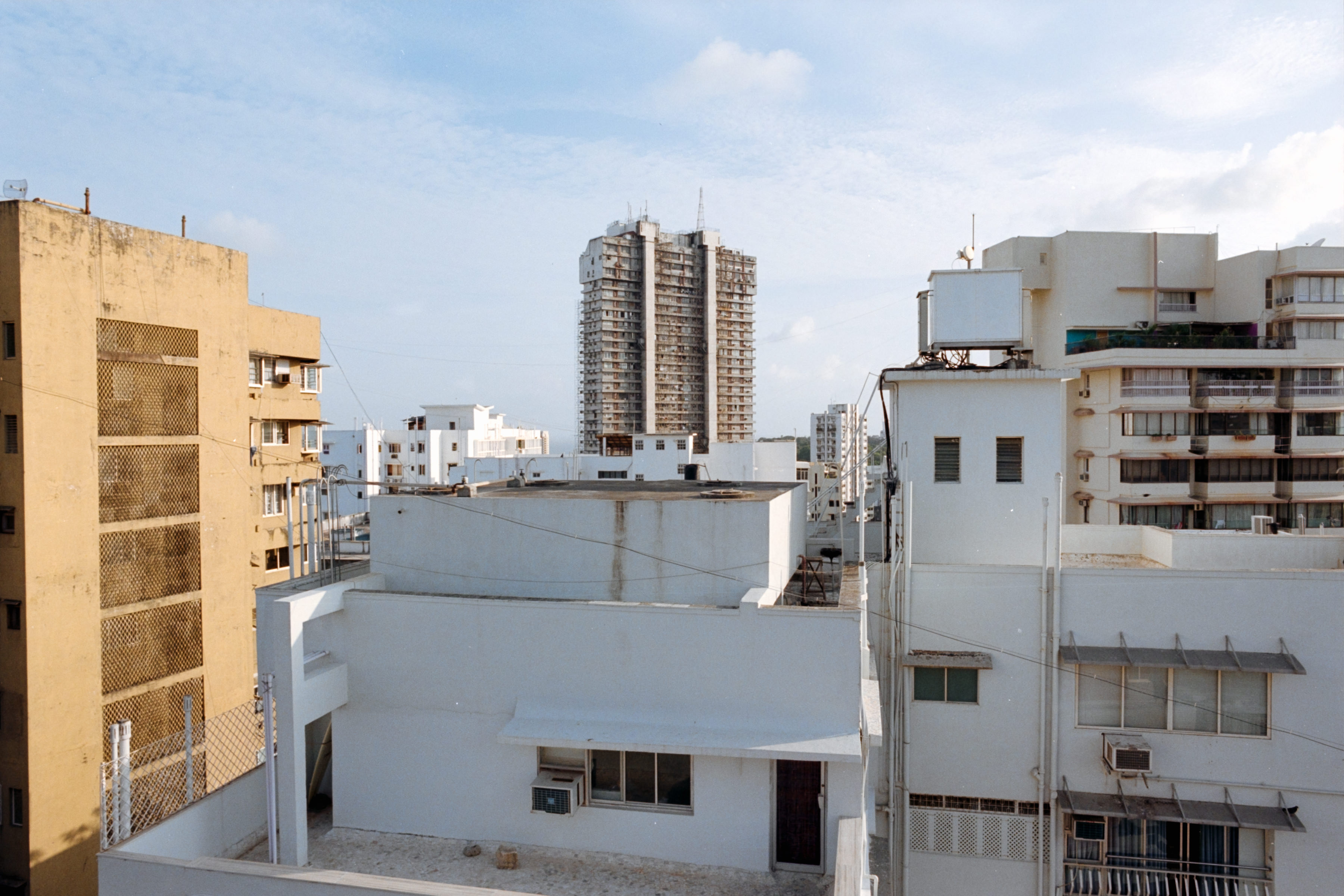 AHP F2004 09 001 sc250526 img34 NLP